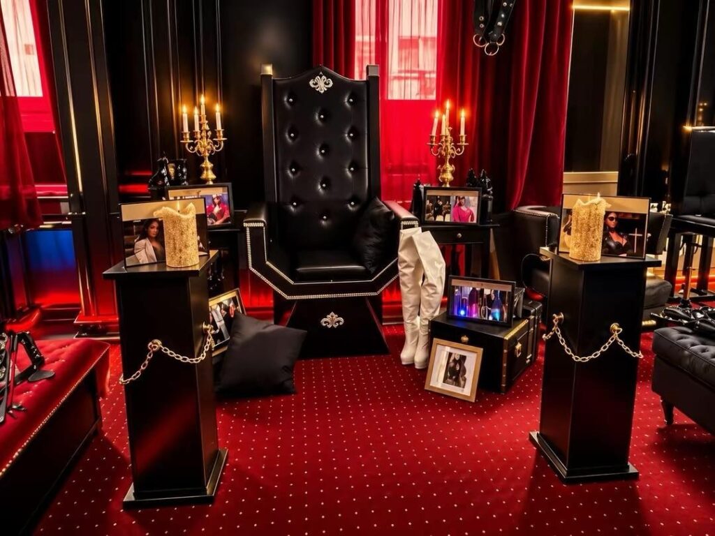 Domina Vicky